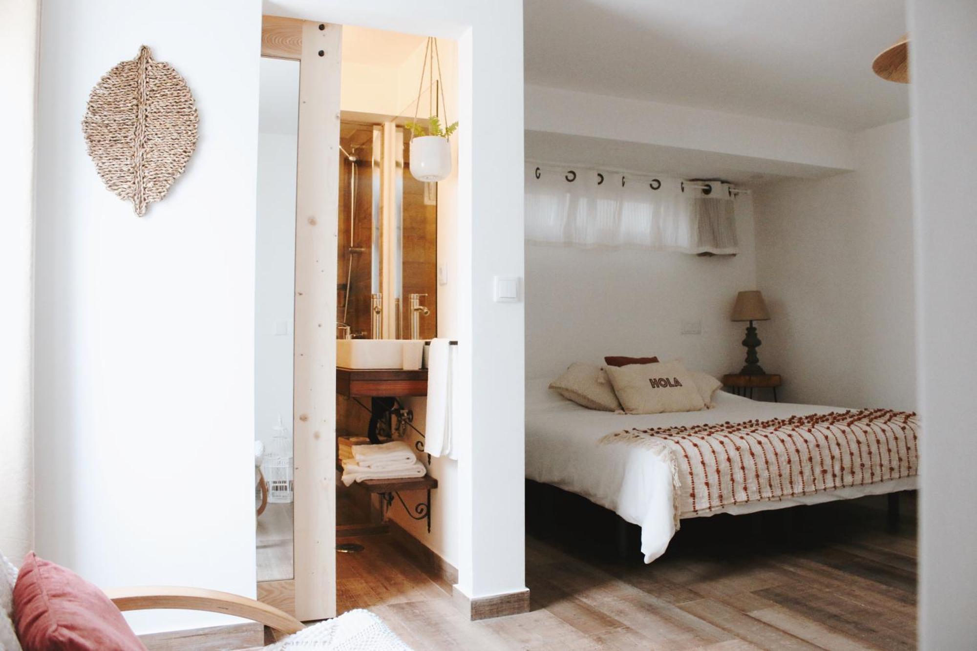 Vila Vale Guest House - Surf & Yoga Charneca  Eksteriør bilde